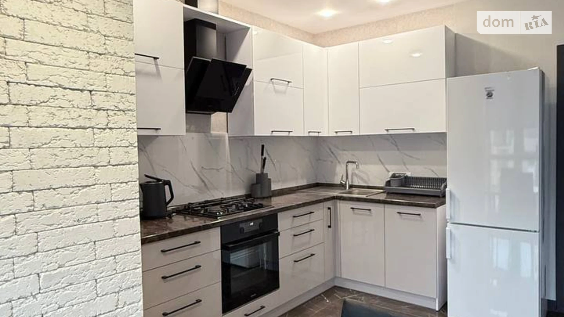 Сдается в аренду 1-комнатная квартира 45 кв. м в Ровно, ул. Черновола Вячеслава, 91С - фото 3