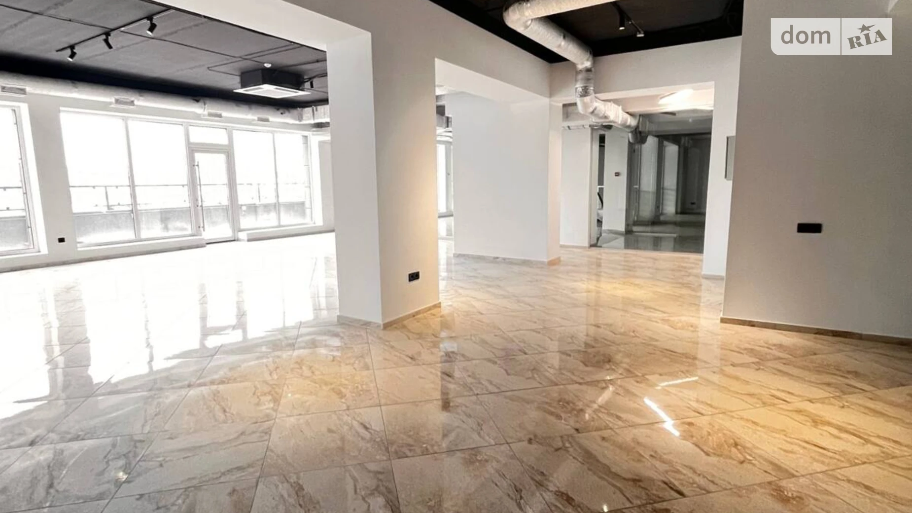 Продається приміщення вільного призначення 129.9 кв. м в 3-поверховій будівлі, цена: 246810 $ - фото 2