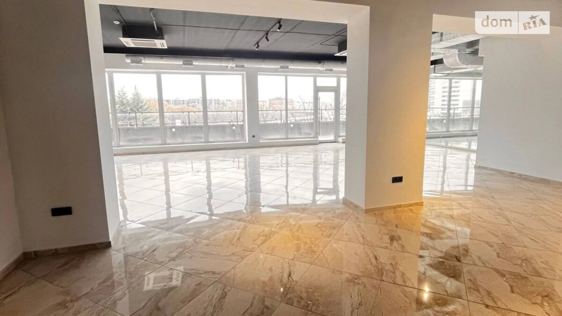Продається приміщення вільного призначення 129.9 кв. м в 3-поверховій будівлі, цена: 246810 $ - фото 3