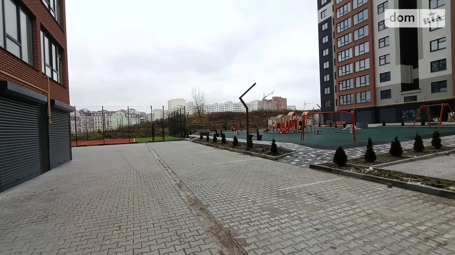 Продается 3-комнатная квартира 82 кв. м в, цена: 67000 $ - фото 2