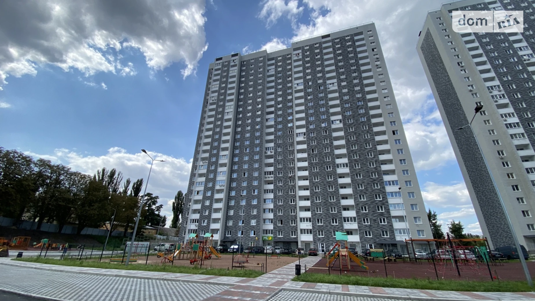 Продається 2-кімнатна квартира 72.6 кв. м у Києві, вул. Коноплянська, 22Б - фото 2