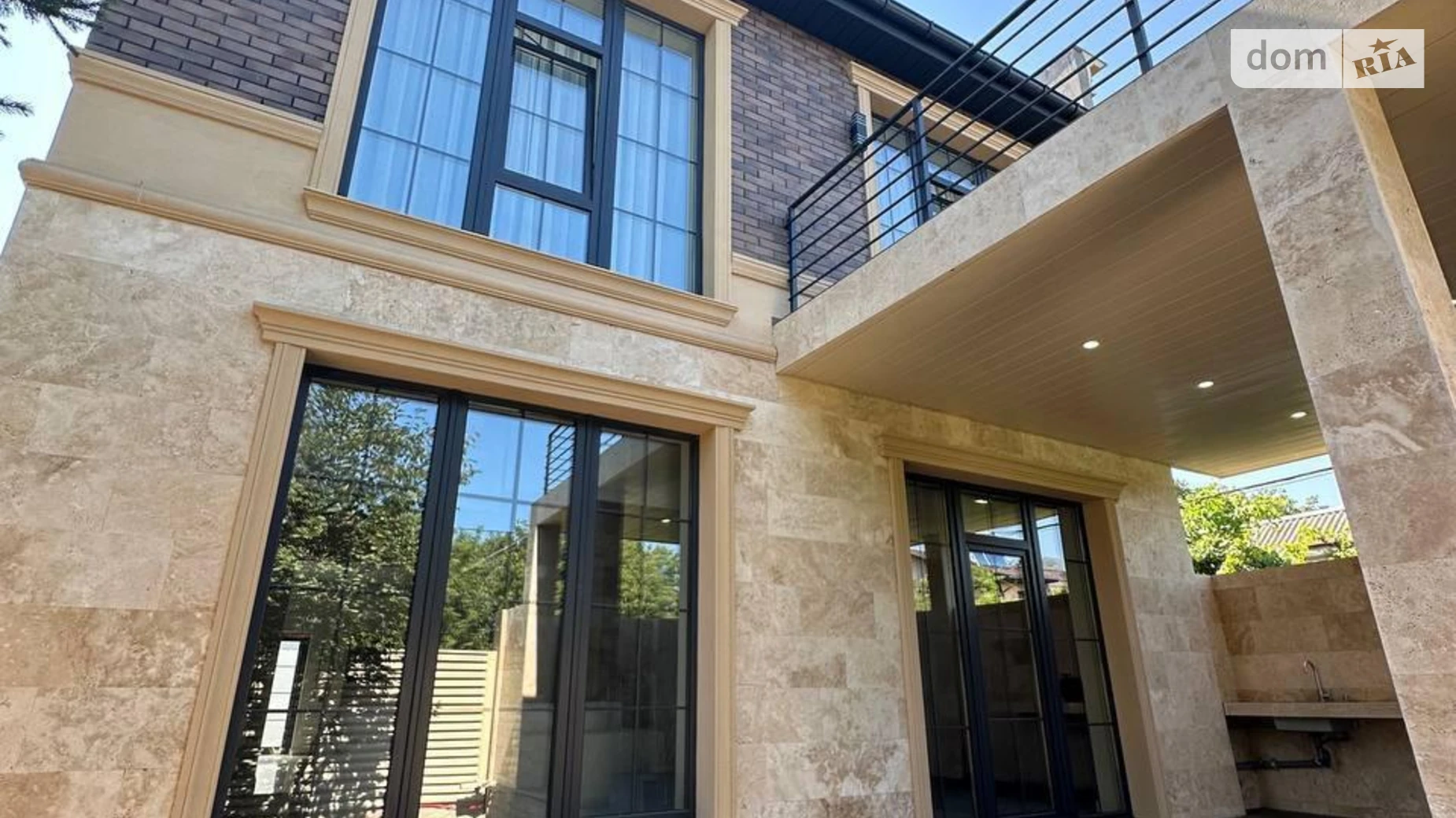 Продается дом на 2 этажа 300 кв. м с террасой, цена: 570000 € - фото 5