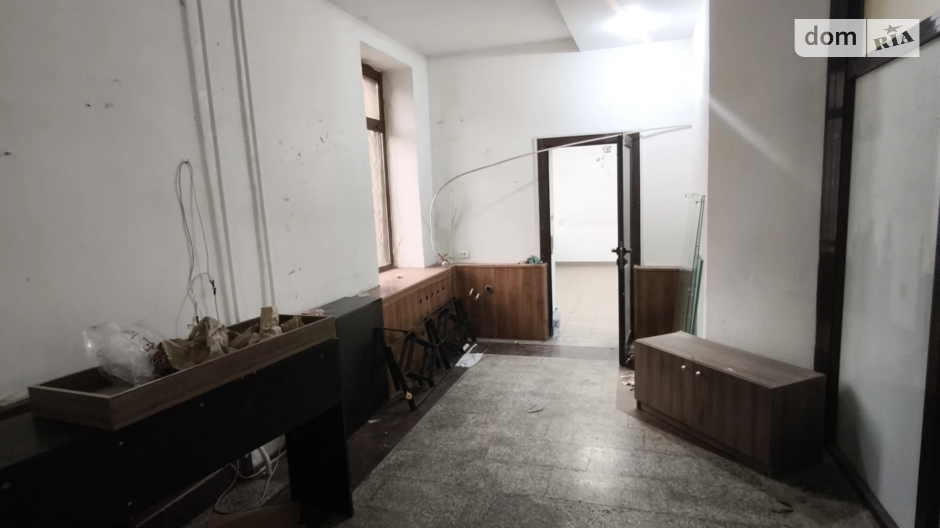 Здається в оренду приміщення вільного призначення 35 кв. м в 6-поверховій будівлі, цена: 250 $ - фото 4