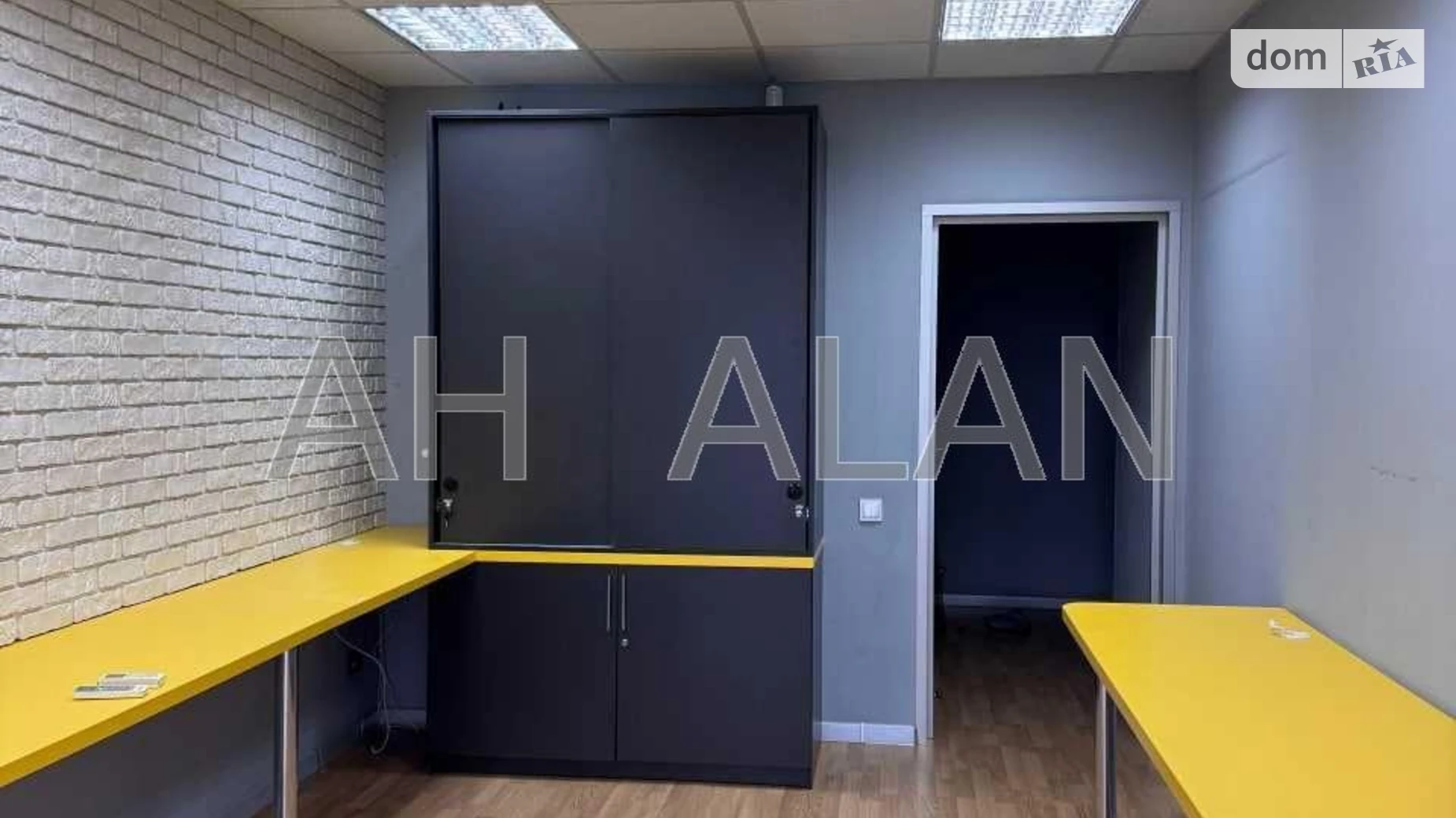 Сдается в аренду офис 122 кв. м в бизнес-центре, цена: 1500 $ - фото 3