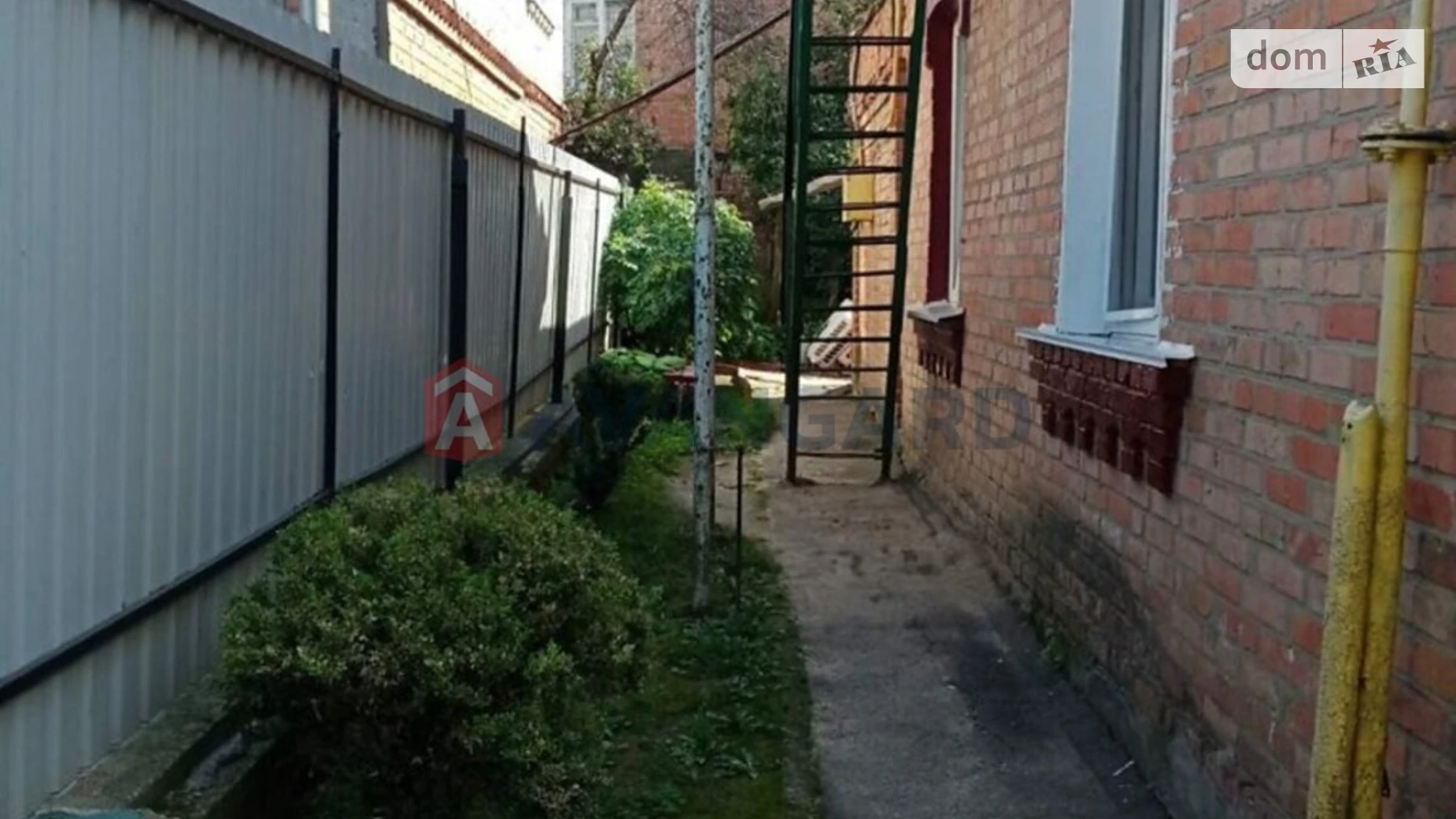 Продается одноэтажный дом 109 кв. м с гаражом, цена: 100000 $ - фото 5