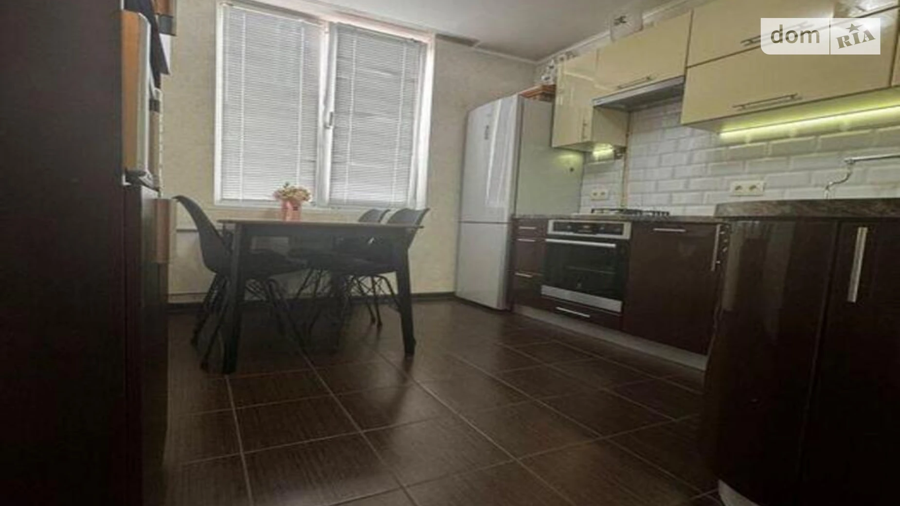 Продается 2-комнатная квартира 48.8 кв. м в Киеве, ул. Дмитриевская, 2 - фото 4