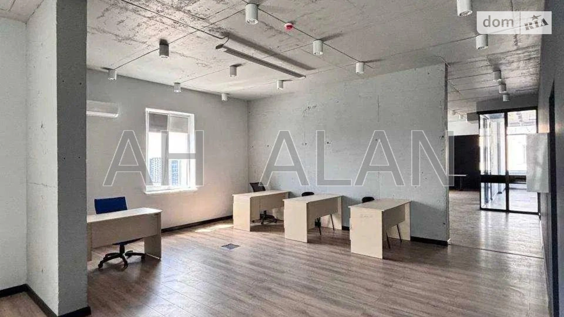 Сдается в аренду офис 200 кв. м в бизнес-центре, цена: 2000 $ - фото 2