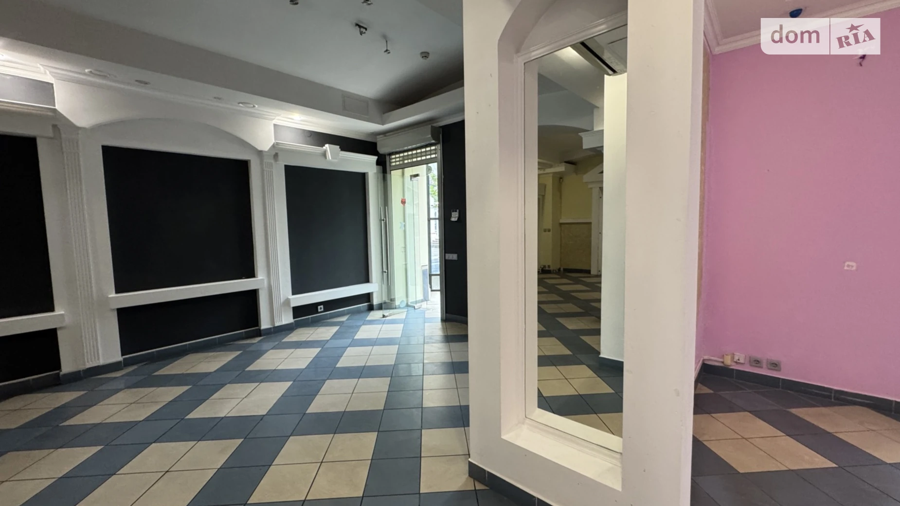 Сдается в аренду офис 110 кв. м в бизнес-центре, цена: 1100 $ - фото 4