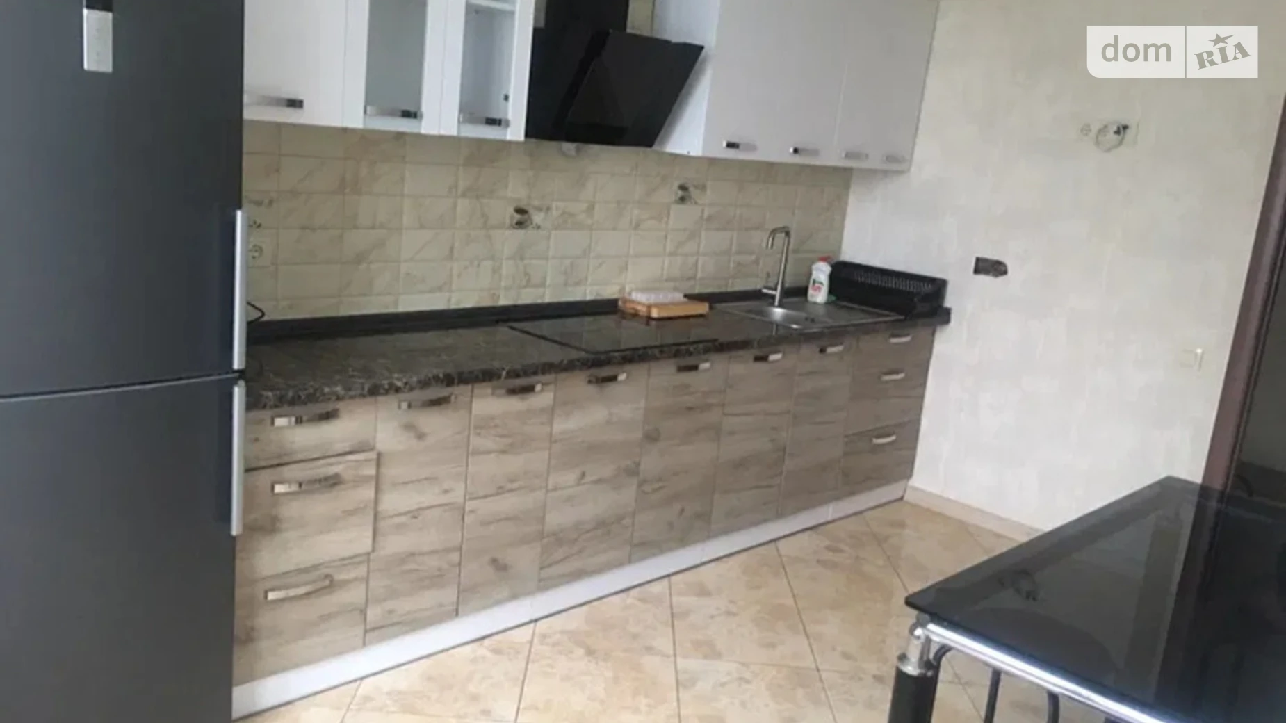 Продается 2-комнатная квартира 81 кв. м в Львове, ул. Тернопольская, 21Б - фото 3