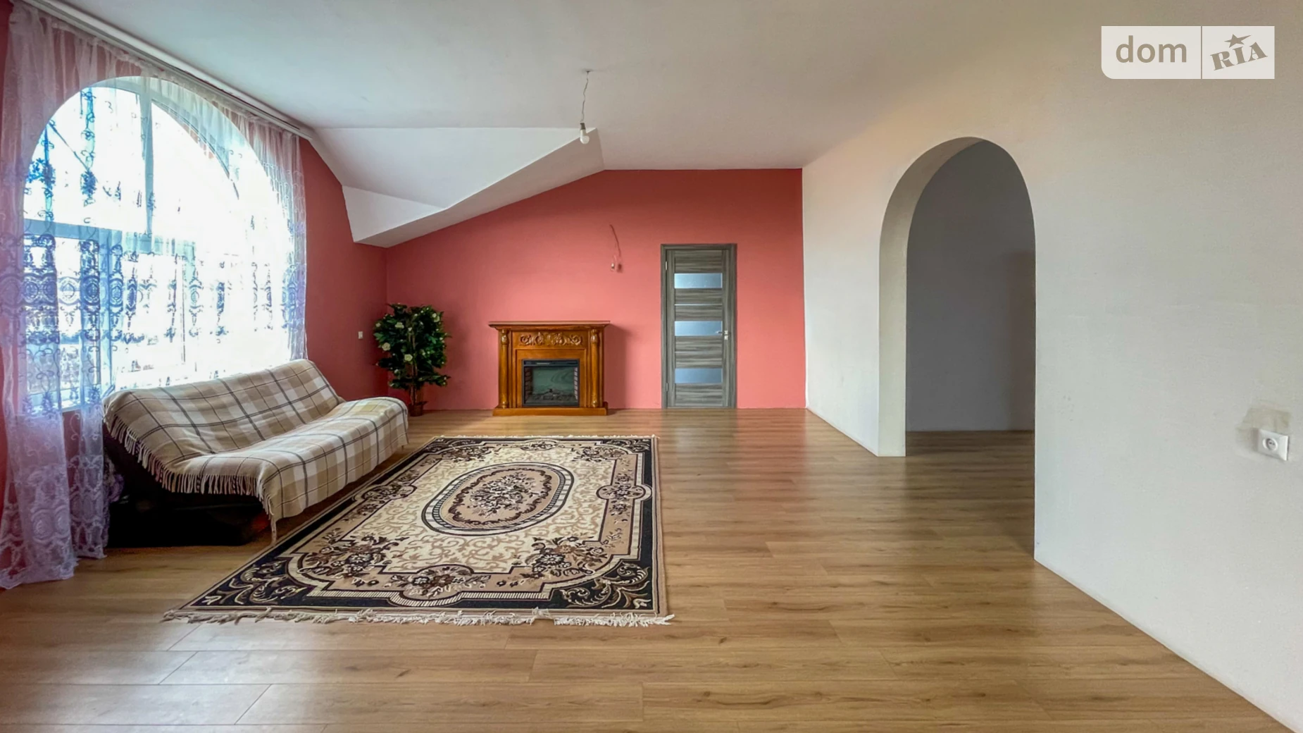 Продается дом на 2 этажа 318.2 кв. м с беседкой, цена: 130000 $ - фото 5