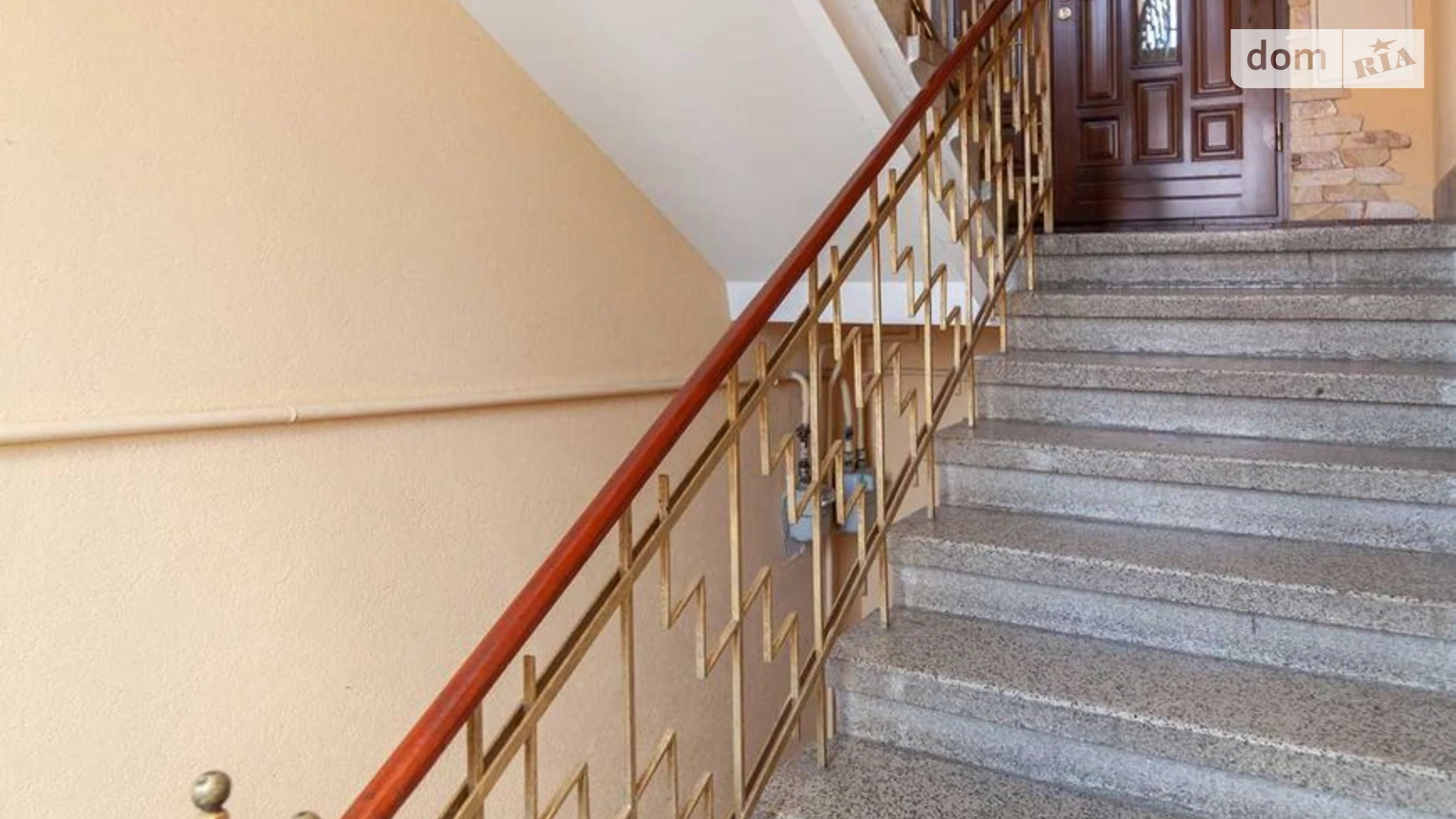 Продается дом на 2 этажа 360 кв. м с баней/сауной, цена: 1090000 $ - фото 4