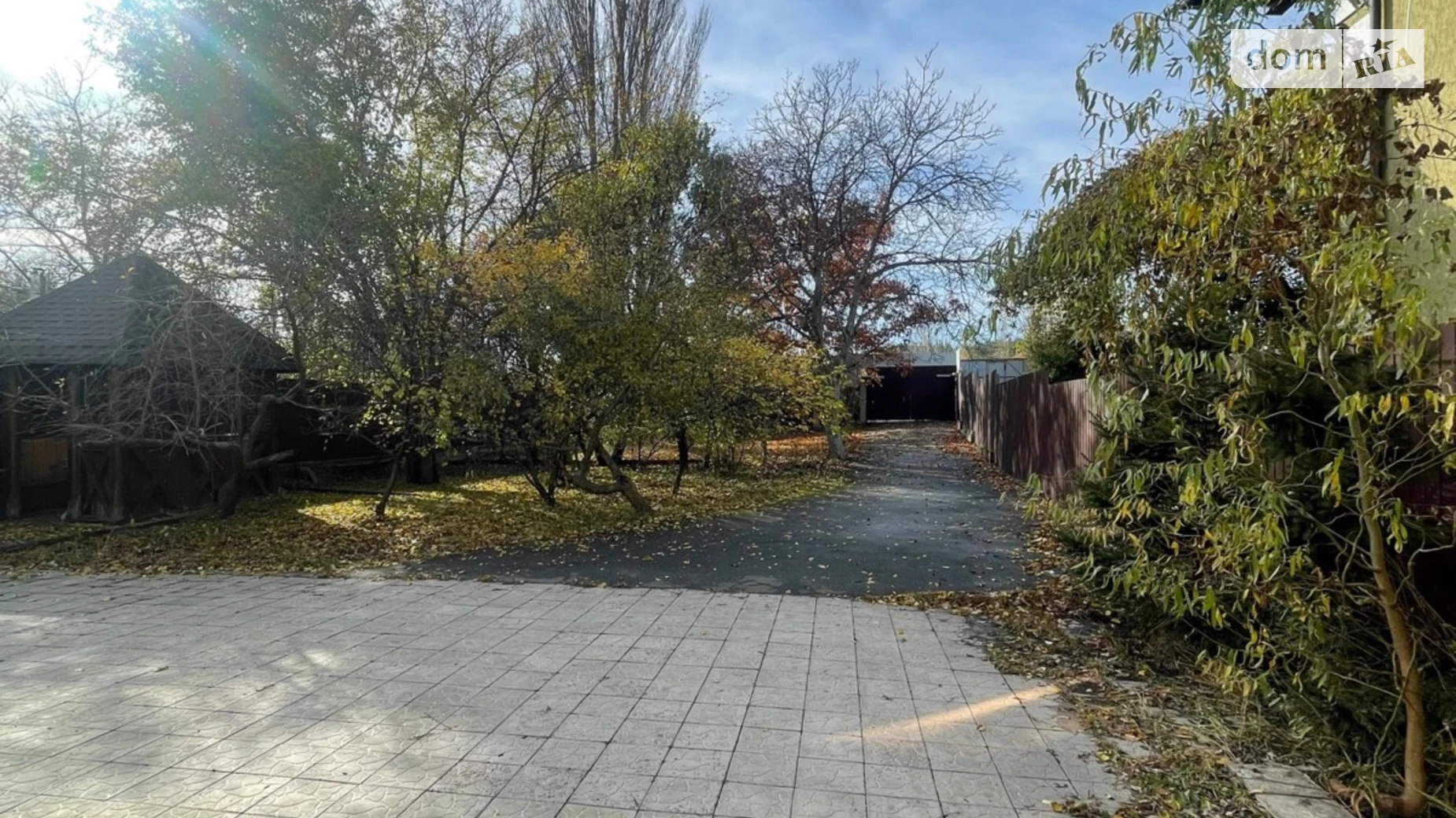 Продается дом на 2 этажа 267 кв. м с садом, цена: 250000 $ - фото 3