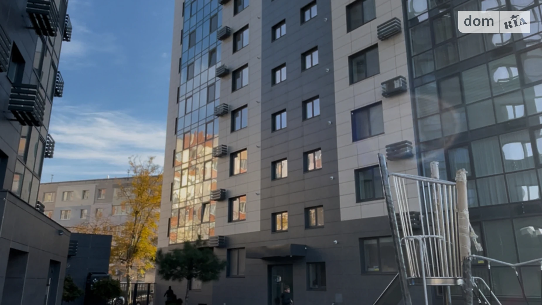 Продается 2-комнатная квартира 55.8 кв. м в Кременчуге, ул. Ивана Мазепы(Бутырина), 7 - фото 2