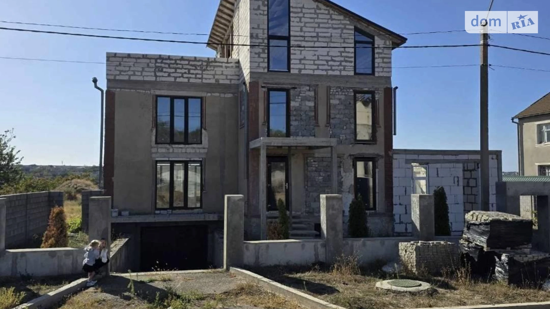 Продается дом на 2 этажа 370 кв. м с баней/сауной, цена: 99000 $ - фото 4