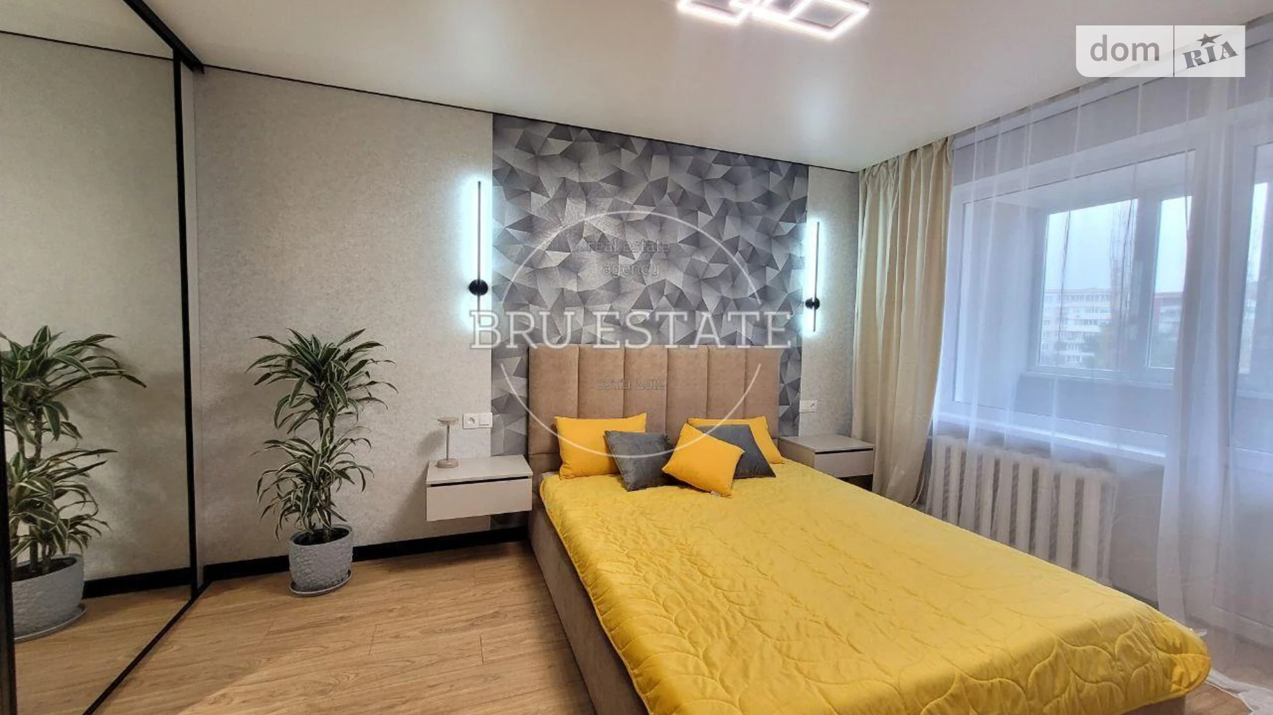 Продается 2-комнатная квартира 47.1 кв. м в Киеве, ул. Анатолия Соловьяненко(Александра Бойченко), 4 - фото 2