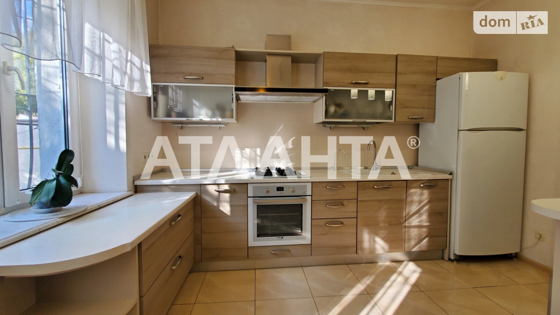 Продается дом на 2 этажа 253.4 кв. м с подвалом, цена: 250000 $ - фото 3