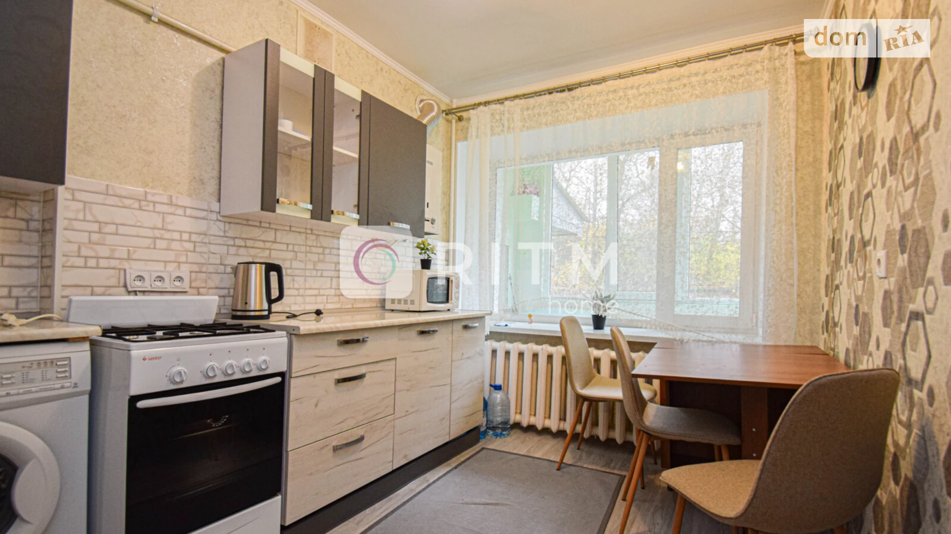 1-комнатная квартира 35 кв. м в Тернополе, ул. Мира, 10 - фото 2