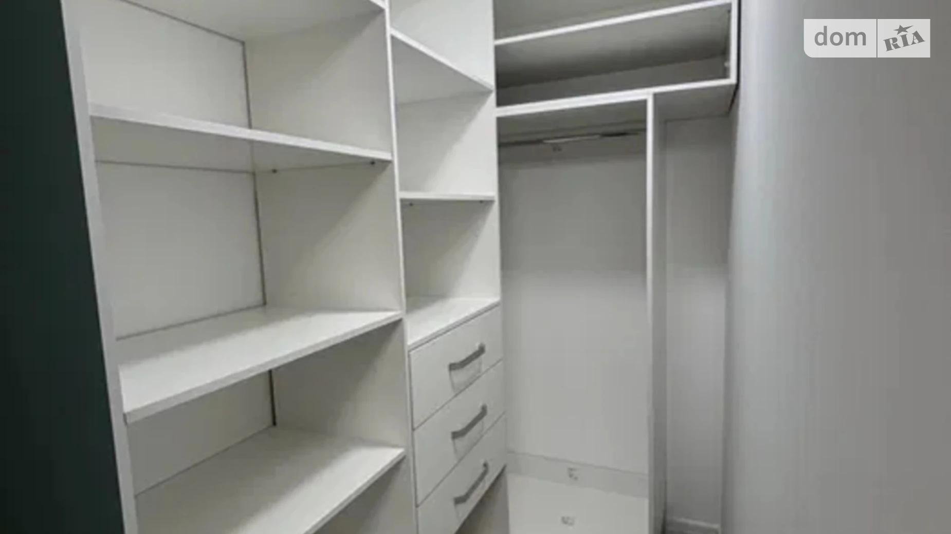 1-комнатная квартира 43 кв. м в Луцке, ул. Ровенская - фото 4