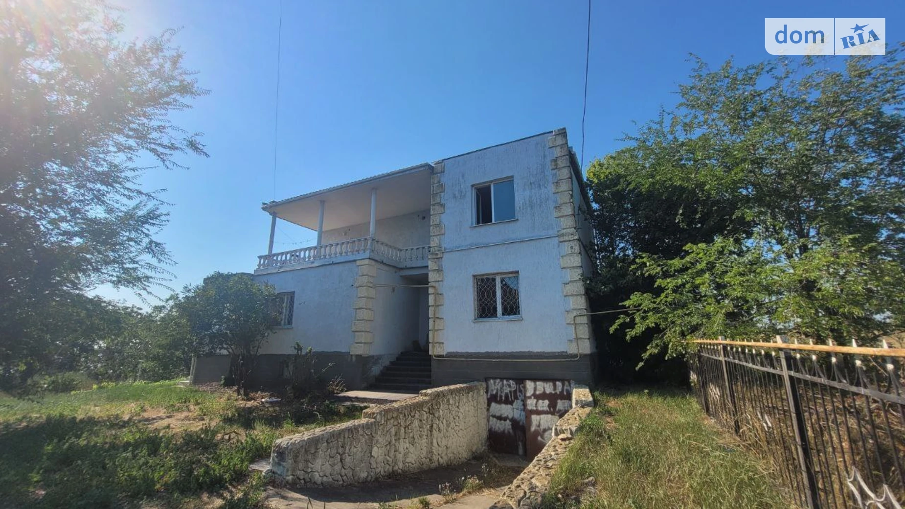 Продается дом на 2 этажа 252 кв. м с камином, цена: 75000 $ - фото 3