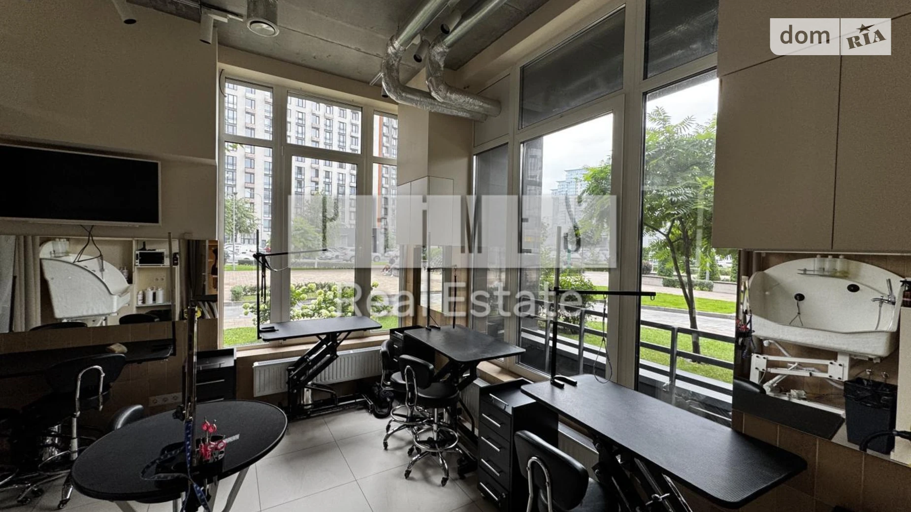 Продается помещения свободного назначения 102 кв. м в 25-этажном здании, цена: 400000 $ - фото 2