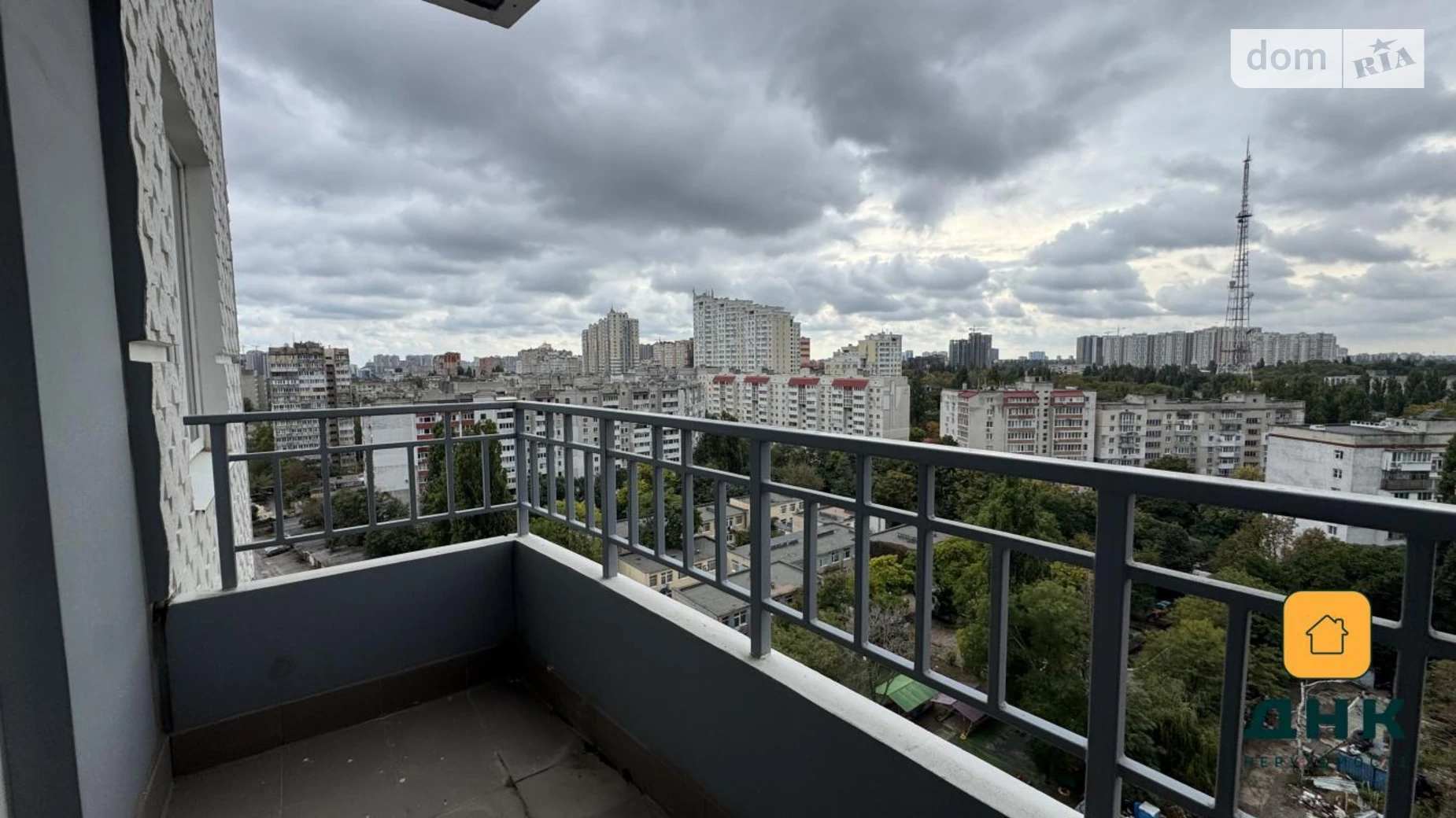 Продається 1-кімнатна квартира 45 кв. м у Одесі, просп. Лесі Українки, 19 корпус 4 - фото 2