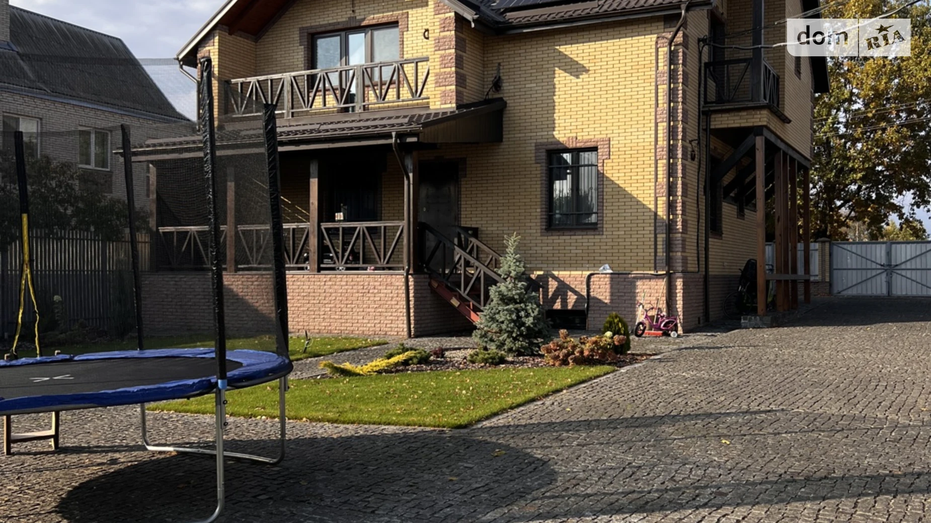 Продается дом на 2 этажа 297 кв. м с террасой, цена: 195000 $ - фото 2