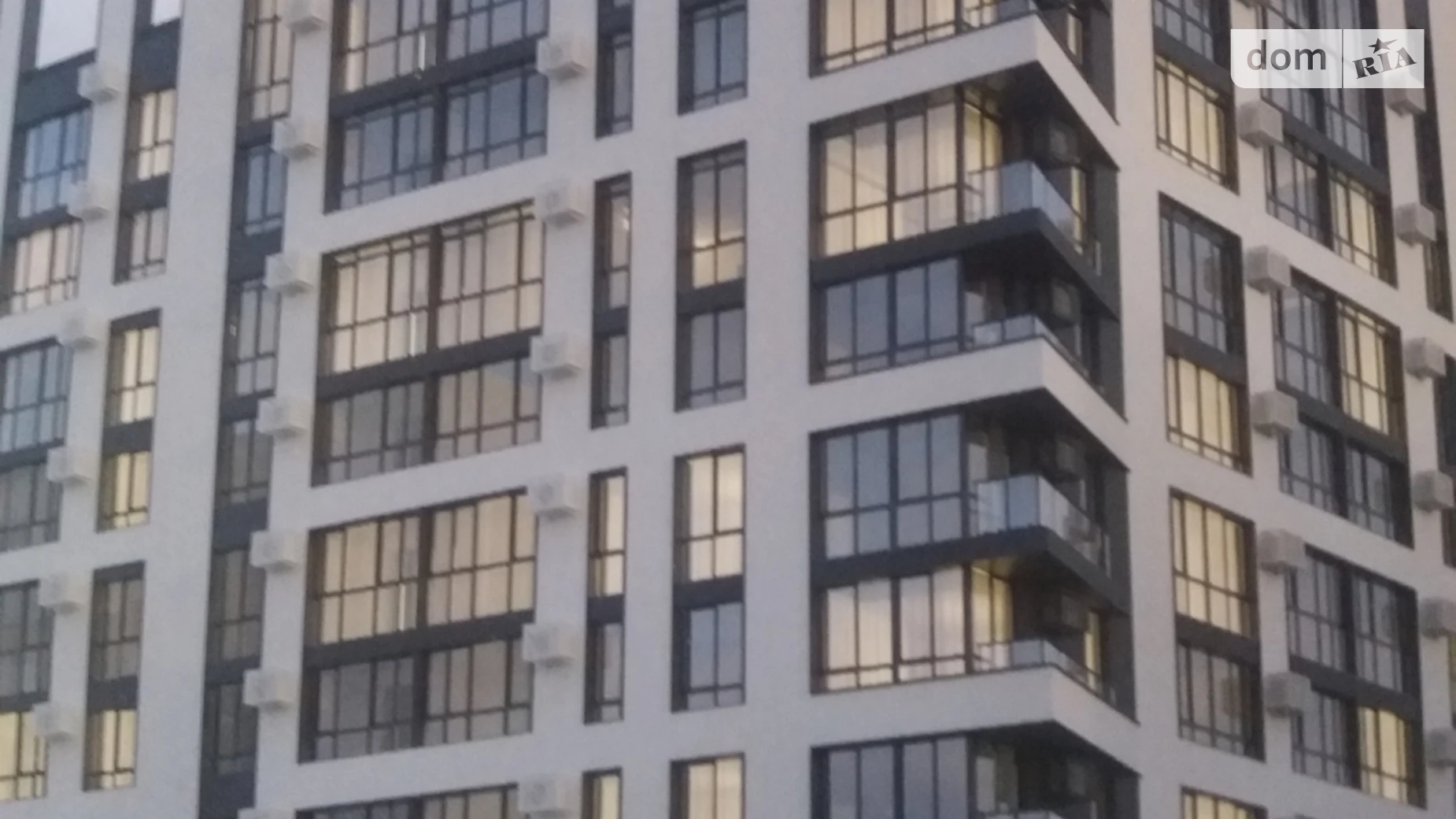 Продается 1-комнатная квартира 47.2 кв. м в Ровно, ул. Галицкого Данилы, 25 - фото 3