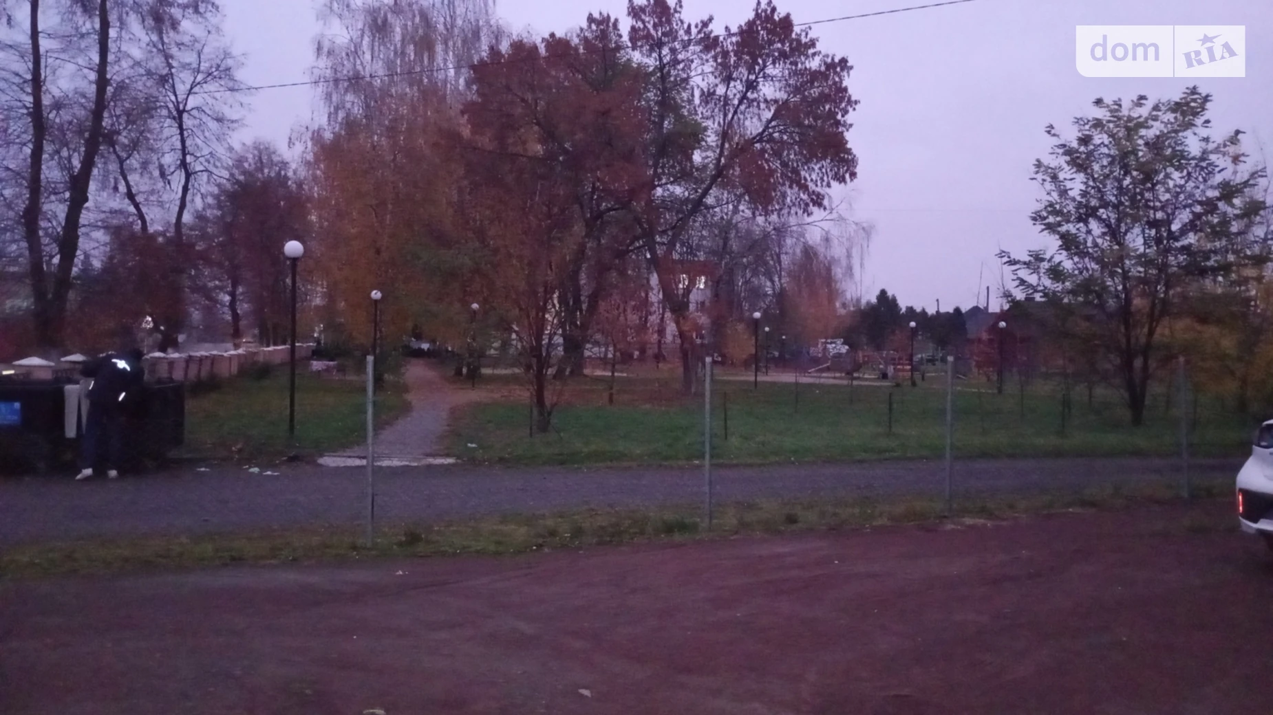 Продается 1-комнатная квартира 39 кв. м в Корнине, ул. Центральная - фото 2