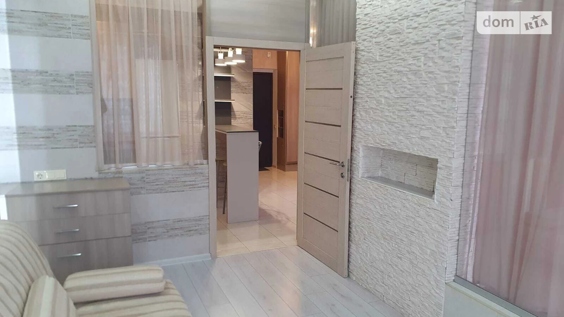 Продается 2-комнатная квартира 53 кв. м в Киеве, ул. Драгоманова, 2А - фото 3