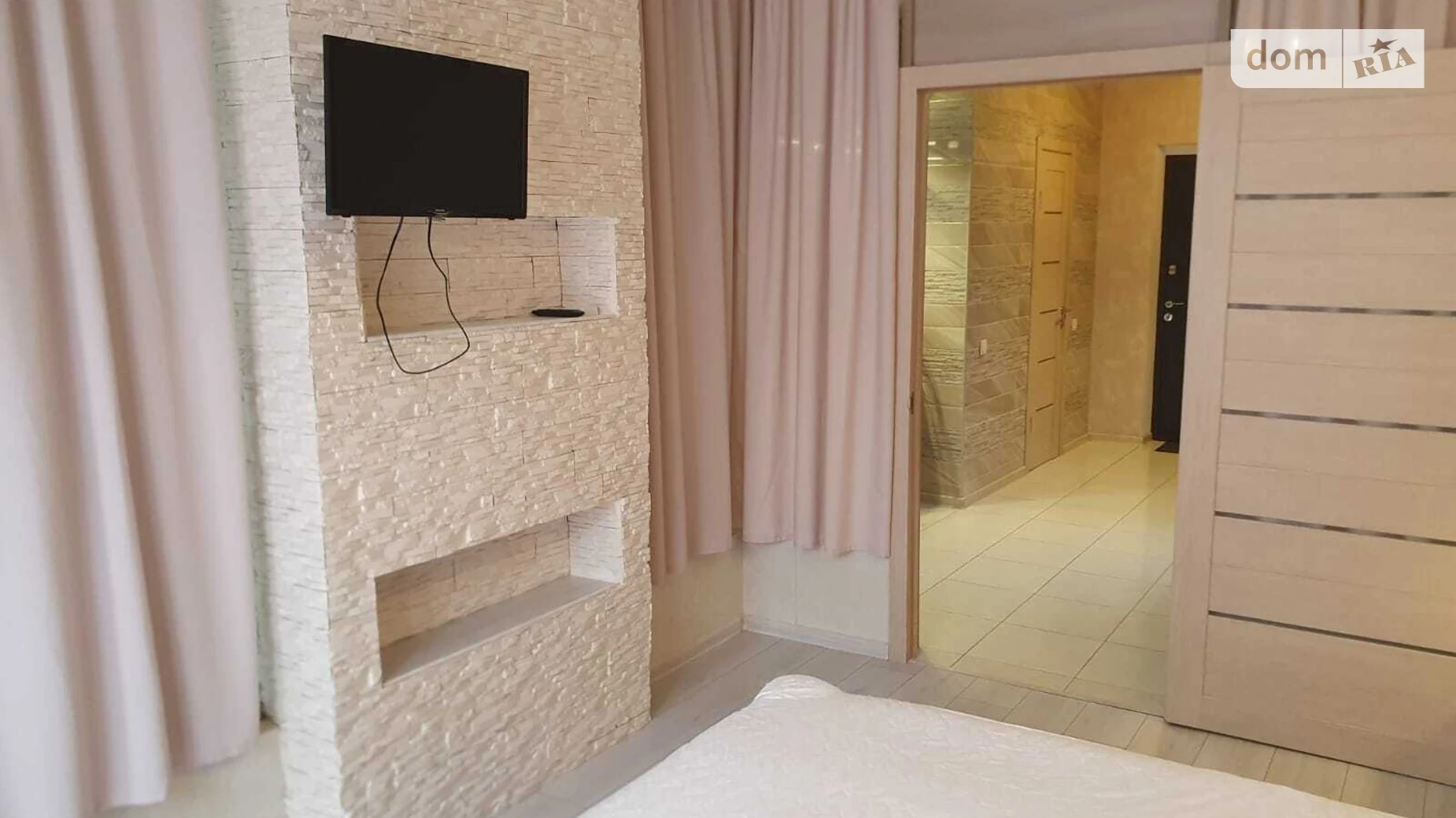 Продается 2-комнатная квартира 53 кв. м в Киеве, ул. Драгоманова, 2А - фото 5