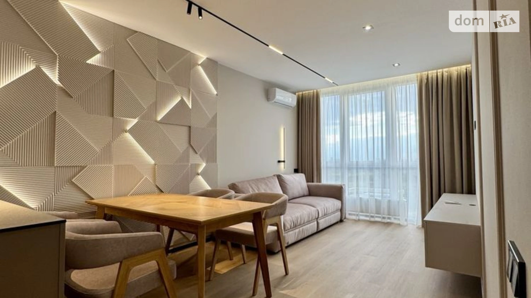 Продается 2-комнатная квартира 76 кв. м в Киеве, ул. Ивана Выговского(Маршала Гречко), 44 - фото 3