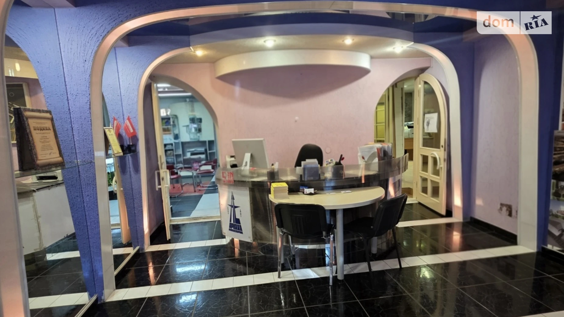 Продается офис 130 кв. м в бизнес-центре, цена: 220000 $ - фото 3