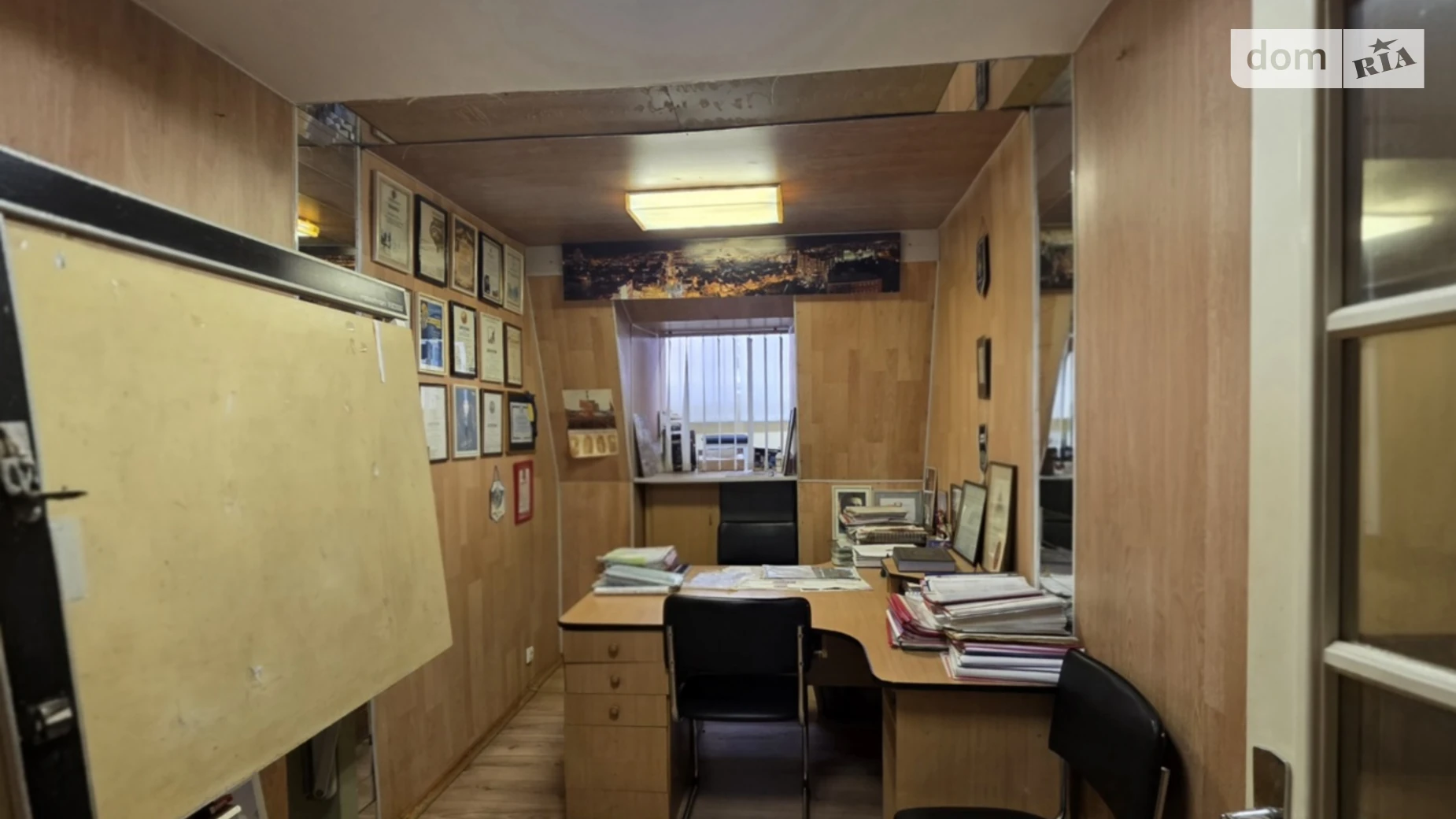 Продается офис 130 кв. м в бизнес-центре, цена: 220000 $ - фото 4