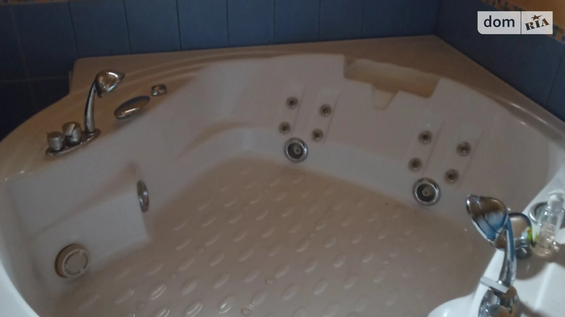 Продается дом на 2 этажа 250 кв. м с подвалом, цена: 128499 $ - фото 4