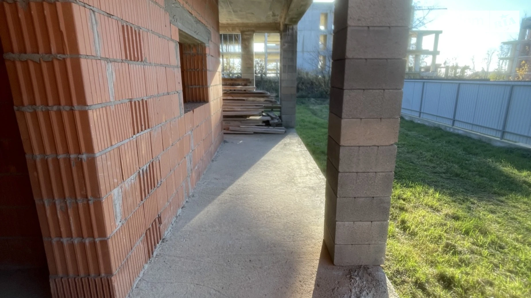 Продается одноэтажный дом 164 кв. м с беседкой, цена: 165000 $ - фото 3