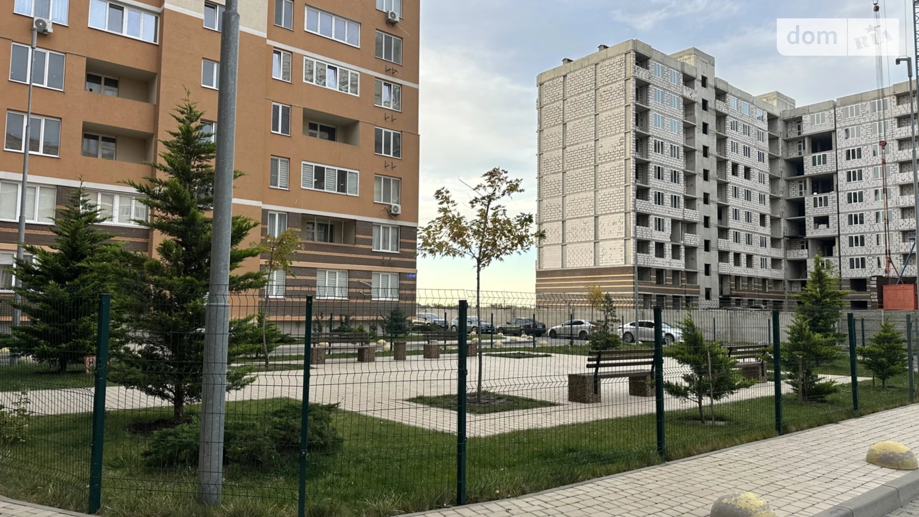 Продається 2-кімнатна квартира 64 кв. м у Чорноморську, вул. Захисників України(1 Травня) - фото 3