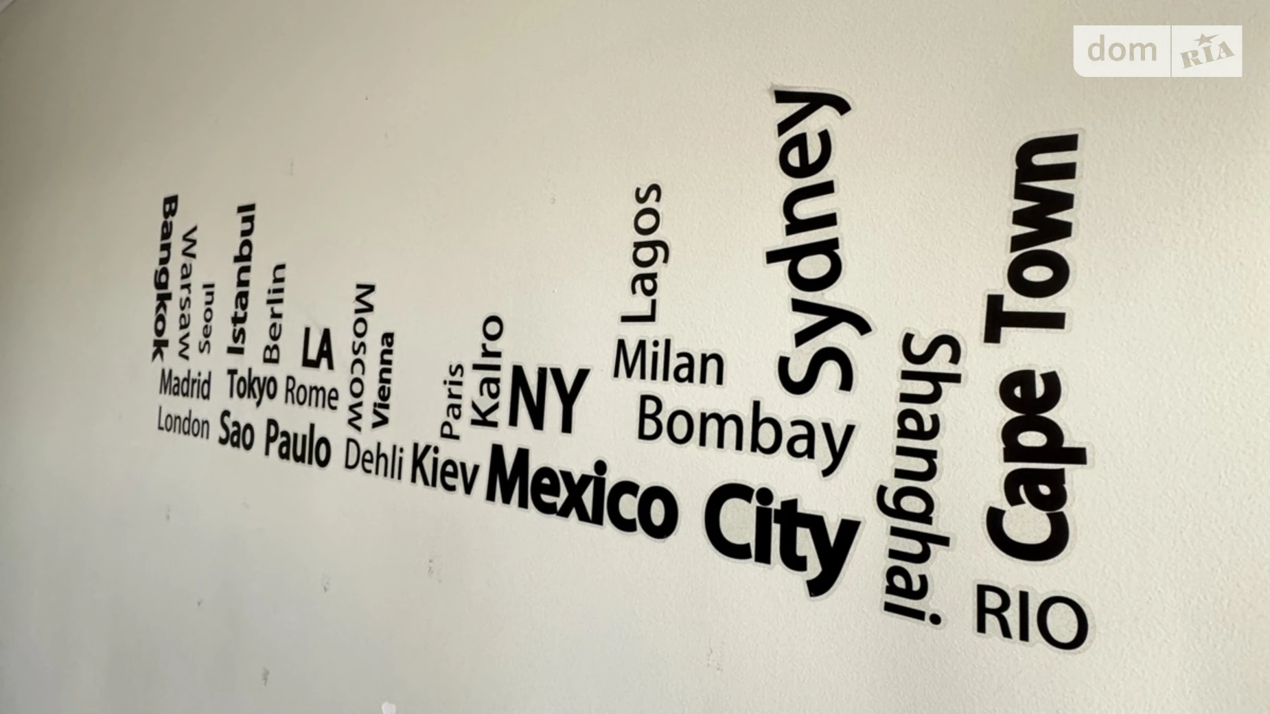 Продается 2-комнатная квартира 47.5 кв. м в Ивано-Франковске, ул. Молодежная - фото 5