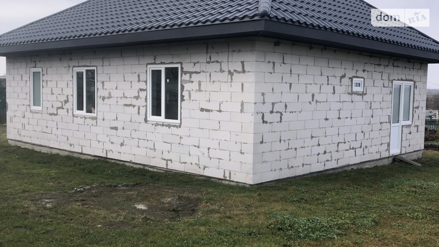 Продается одноэтажный дом 98 кв. м с гаражом, цена: 50000 $ - фото 2