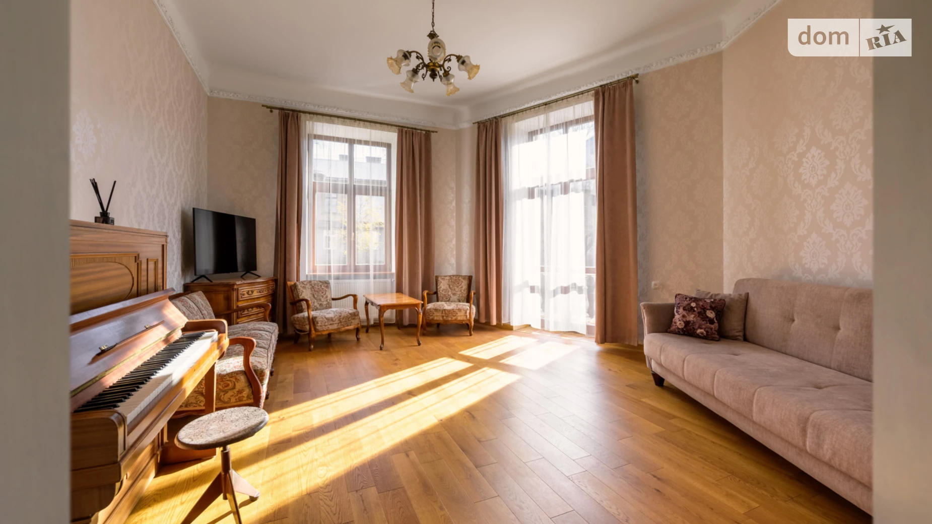 Сдается в аренду 2-комнатная квартира 85.7 кв. м в Львове, ул. Скальная, 1 - фото 2