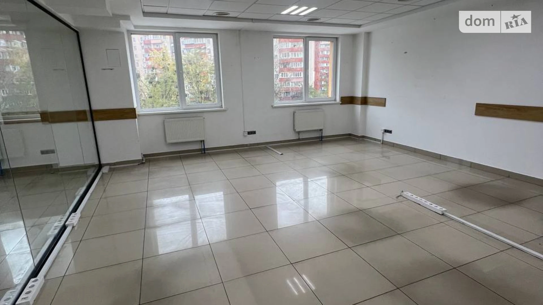 Сдается в аренду офис 540 кв. м в бизнес-центре, цена: 7560 $ - фото 3