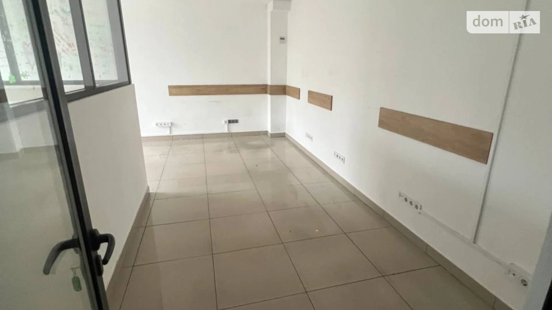 Сдается в аренду офис 540 кв. м в бизнес-центре, цена: 7560 $ - фото 3