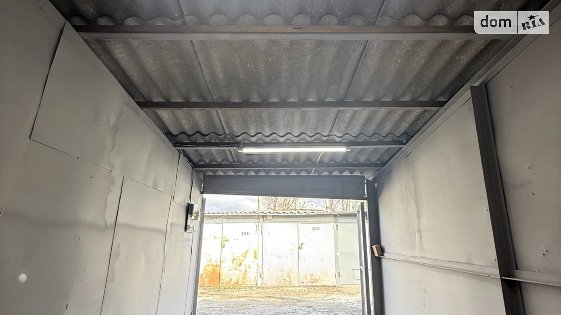 Продается место в гаражном кооперативе под легковое авто на 10 кв. м, цена: 80000 грн - фото 4