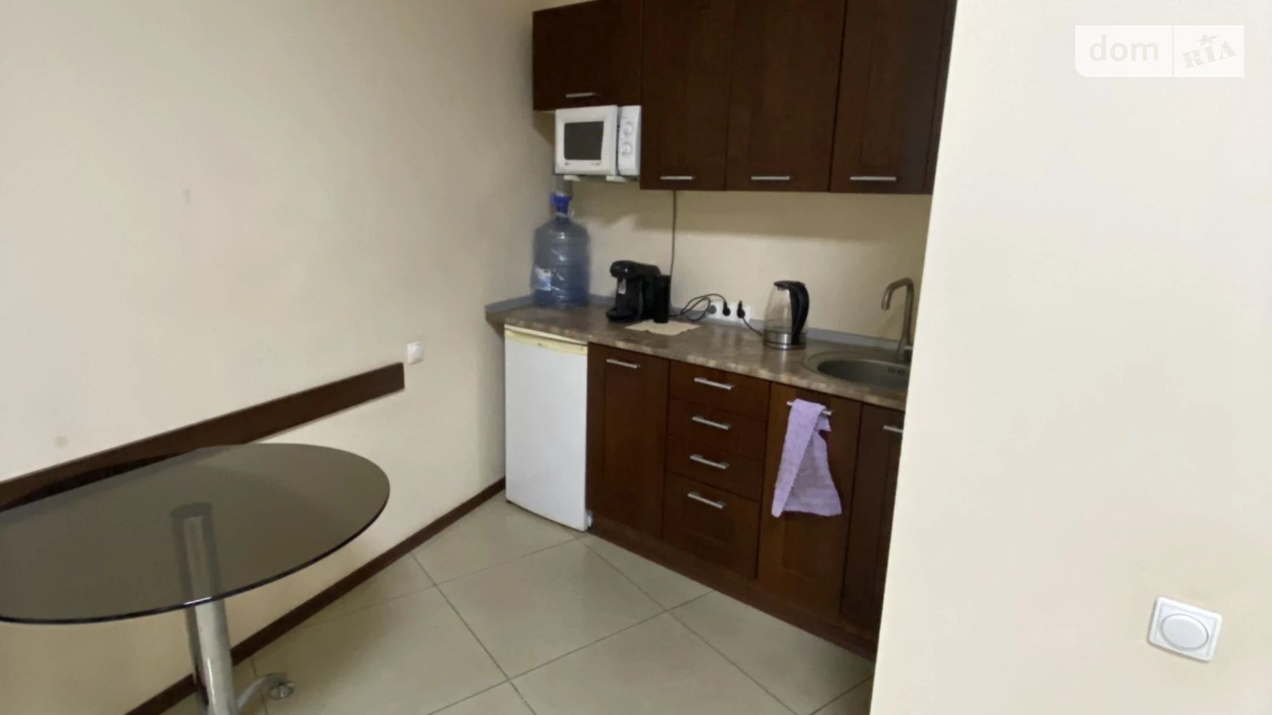 Сдается в аренду офис 70 кв. м в бизнес-центре, цена: 18000 грн - фото 2