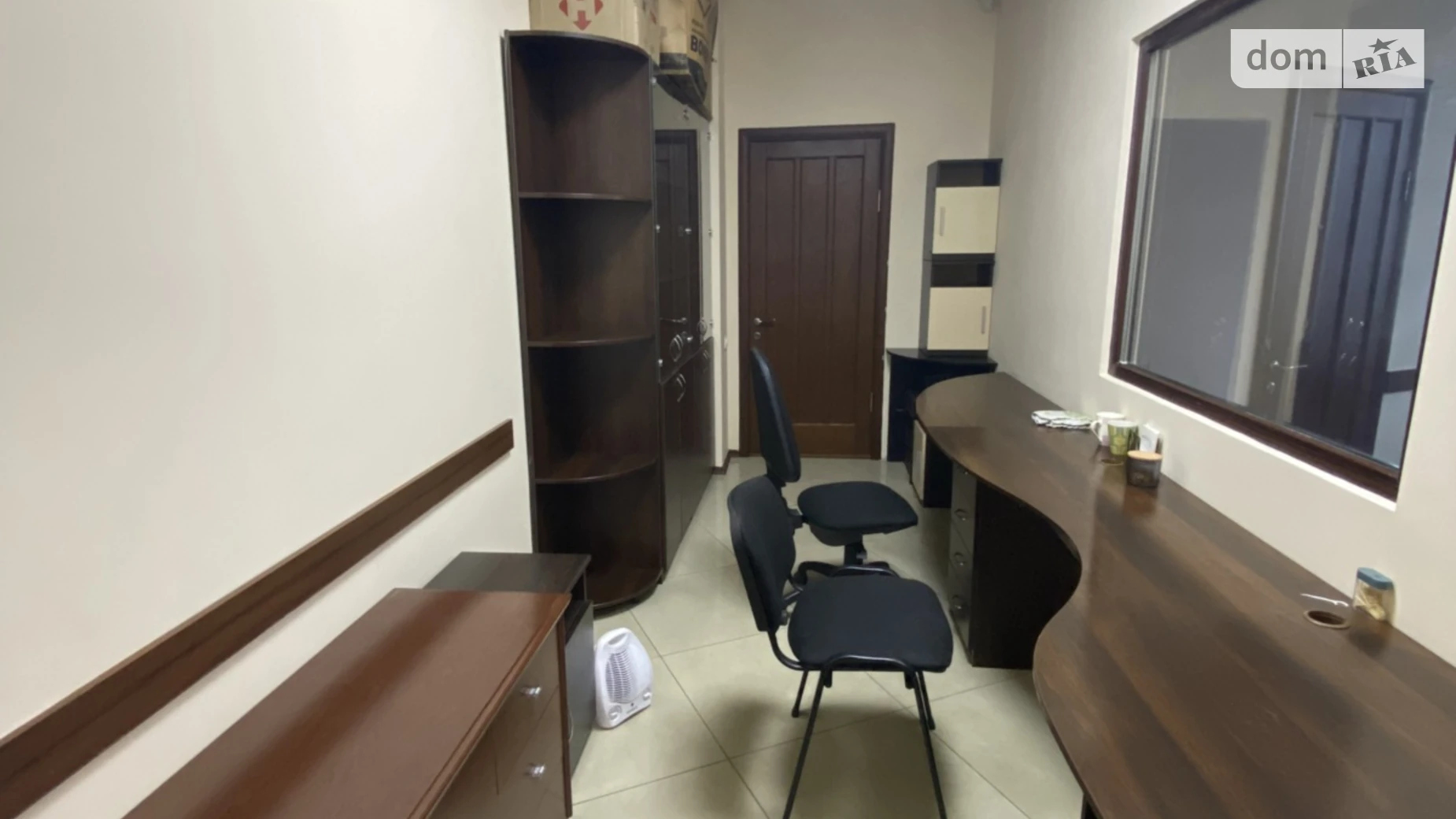 Сдается в аренду офис 70 кв. м в бизнес-центре, цена: 18000 грн - фото 3