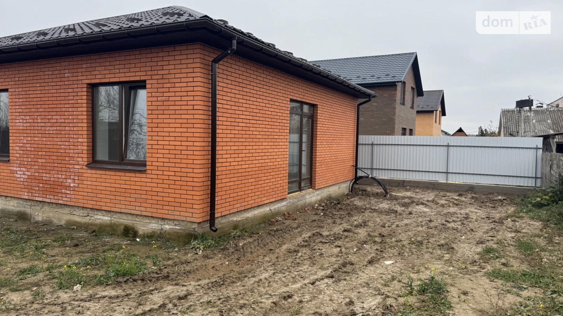 Продается одноэтажный дом 105 кв. м с баней/сауной, цена: 83000 $ - фото 3