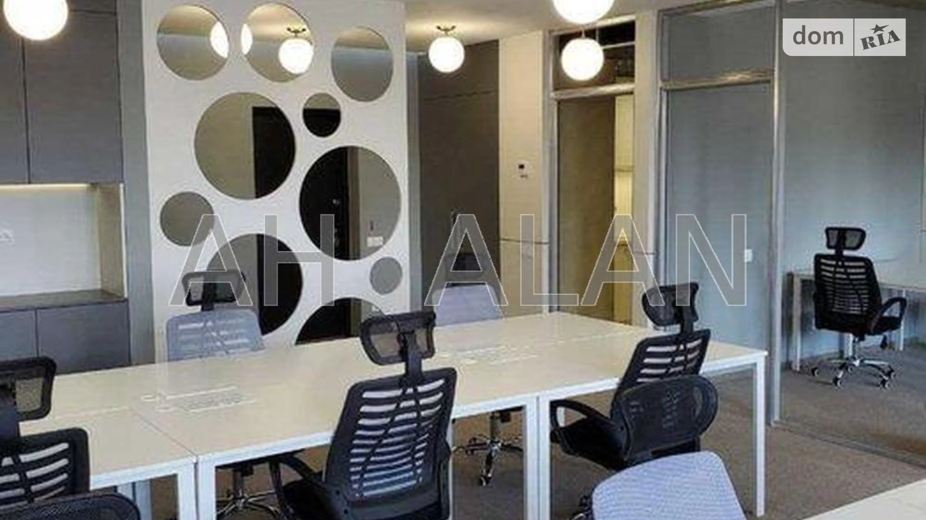 Сдается в аренду офис 73 кв. м в бизнес-центре, цена: 2600 $ - фото 2