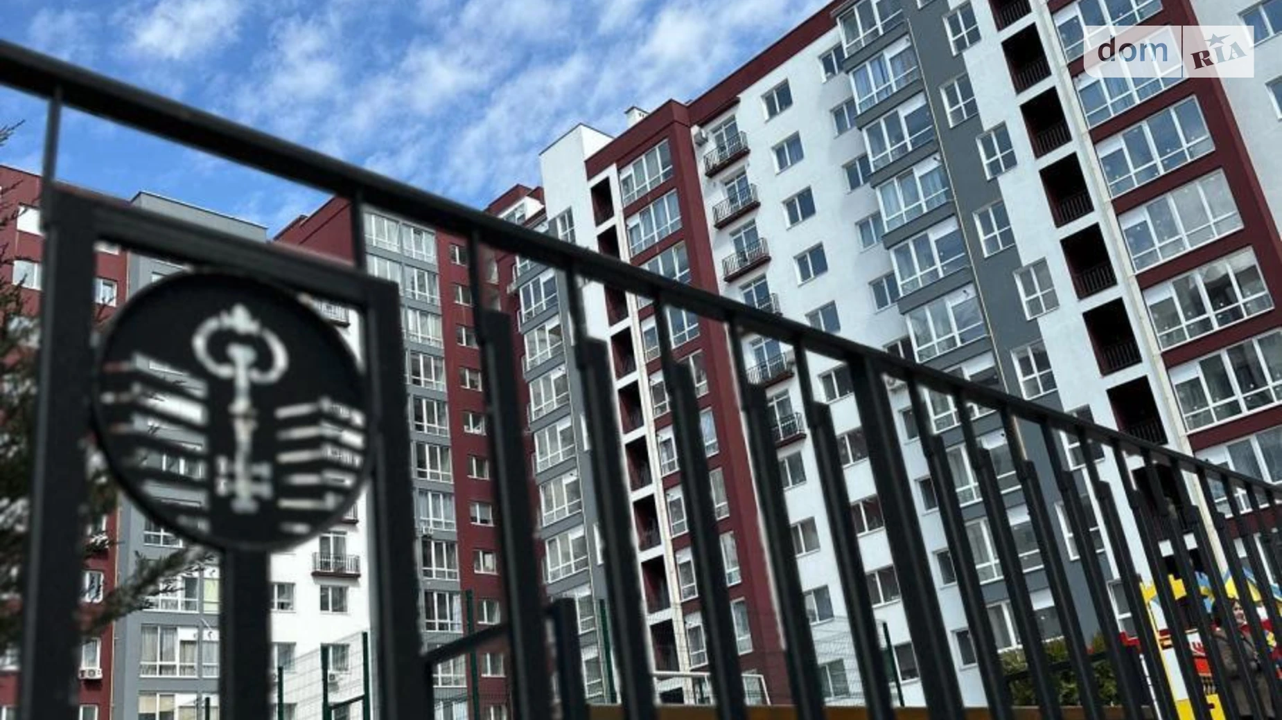 Продается 2-комнатная квартира 71 кв. м в Ивано-Франковске, ул. Княгинин, 44 корпус 39 - фото 4