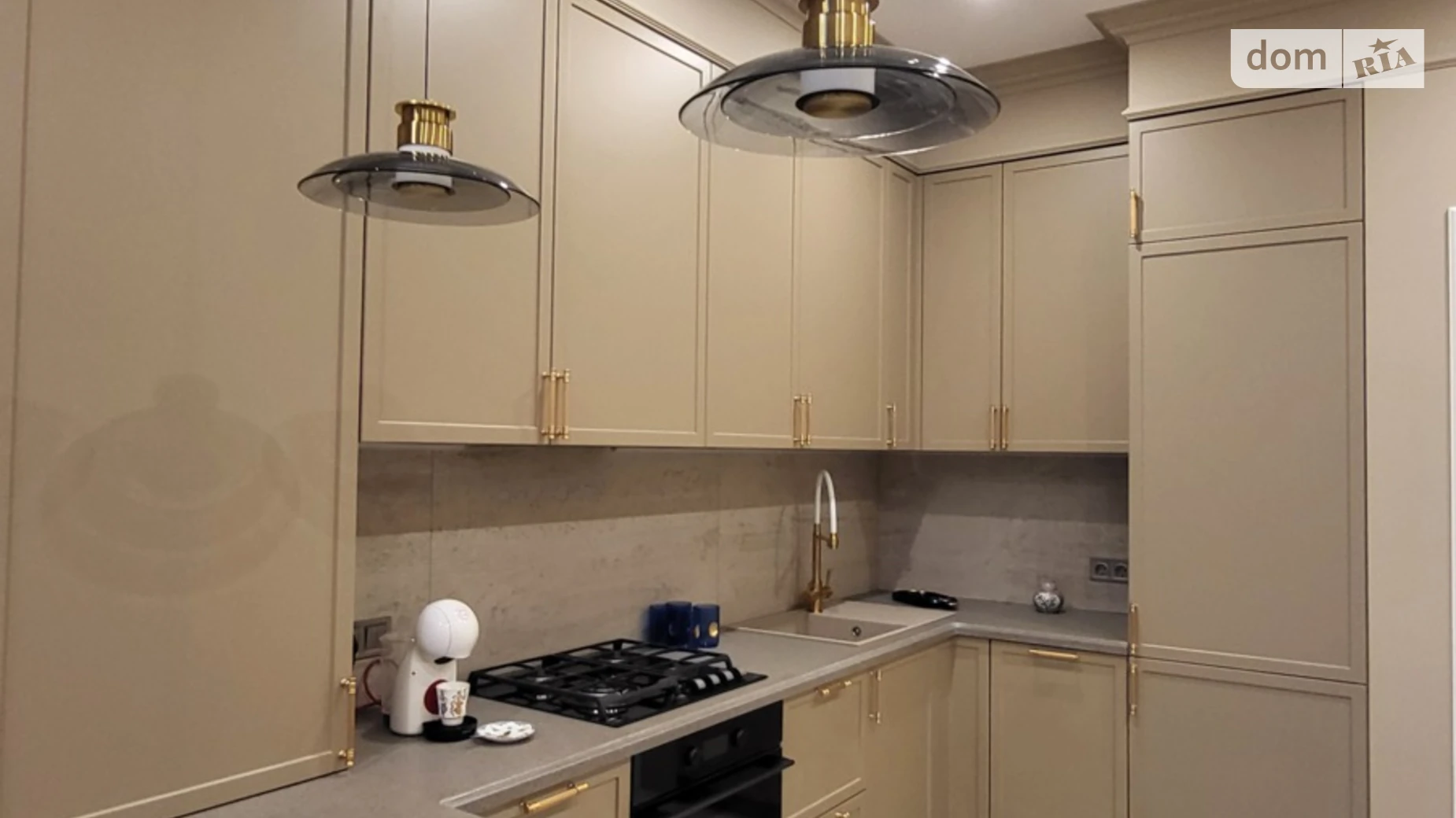 Продается 1-комнатная квартира 47 кв. м в Одессе, Фонтанская дор., 64/1 - фото 2