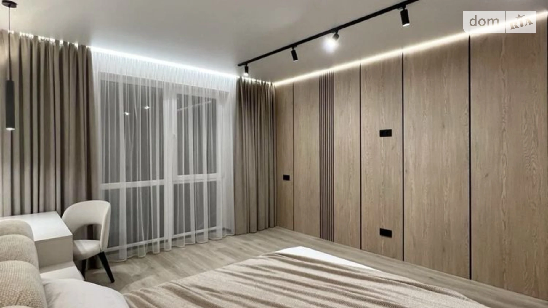 Продается 1-комнатная квартира 52 кв. м в Львове, ул. Венгерская, 12 - фото 4