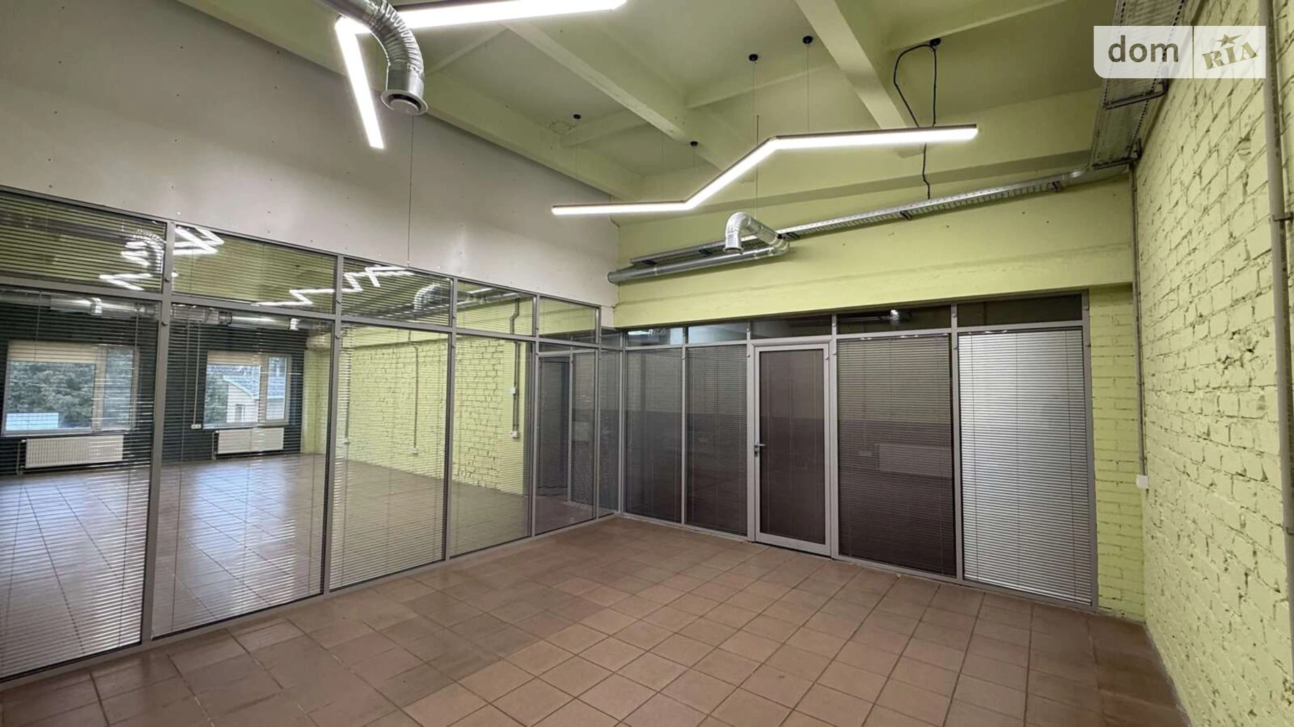 Здається в оренду офіс 25.5 кв. м в бізнес-центрі, цена: 7650 грн - фото 3